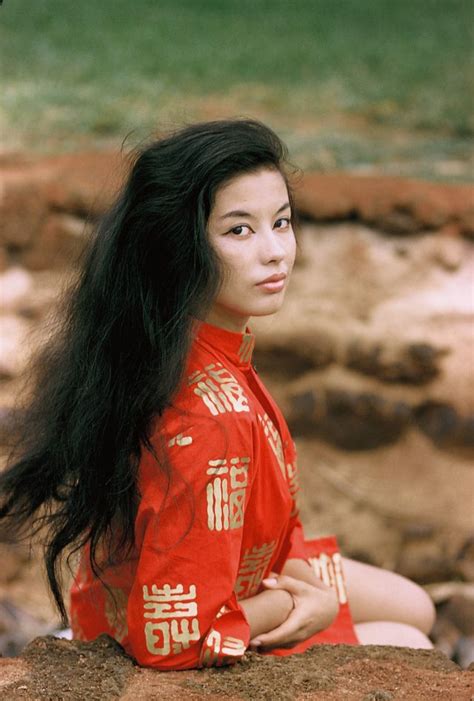 Beautiful Found Slides of France Nuyen Taken by Don Ornitz。